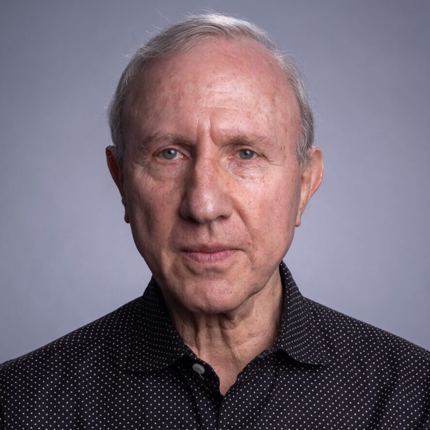 Headshot Mel Schneiderman e1745441354209